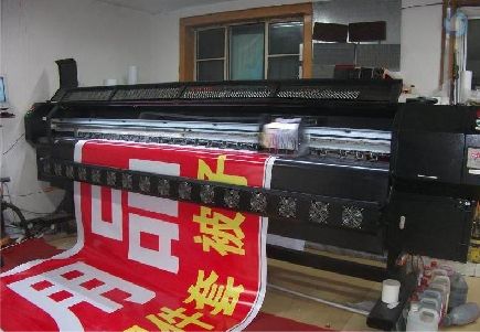 承留喷绘广告分辨率是多少？